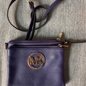 Michael Kors Crossbody purse